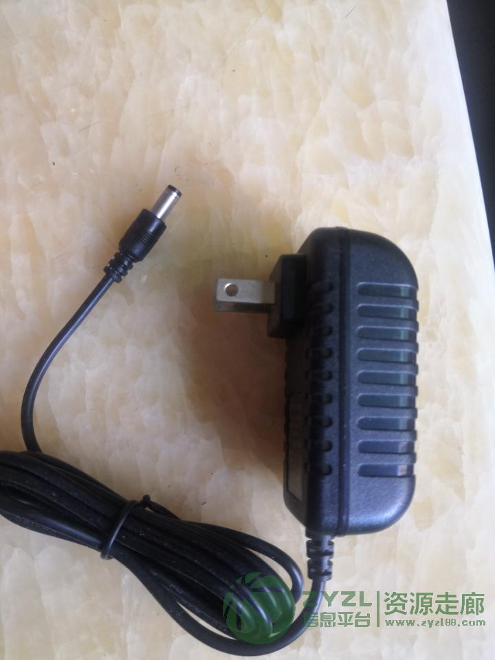 清仓12v2A美规5521
