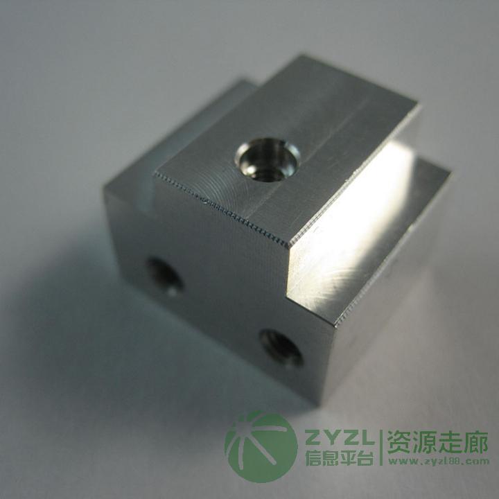 专业cnc对外加工厂家，深圳医疗器械零部件制造商