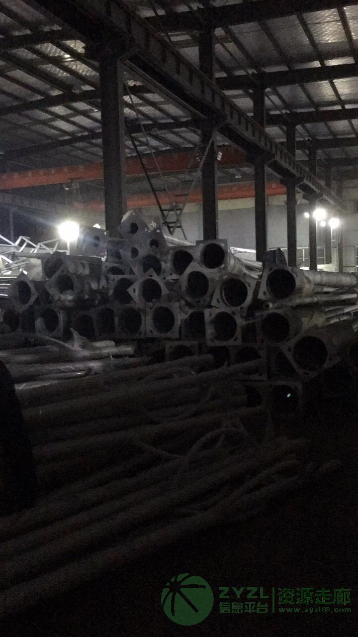 太阳能路灯大量现货供应