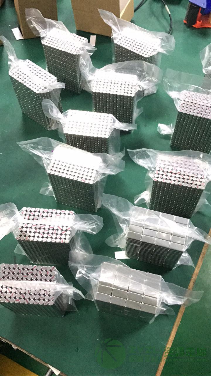 东莞厂家直销 钕铁硼强磁，定制各种规格的磁铁