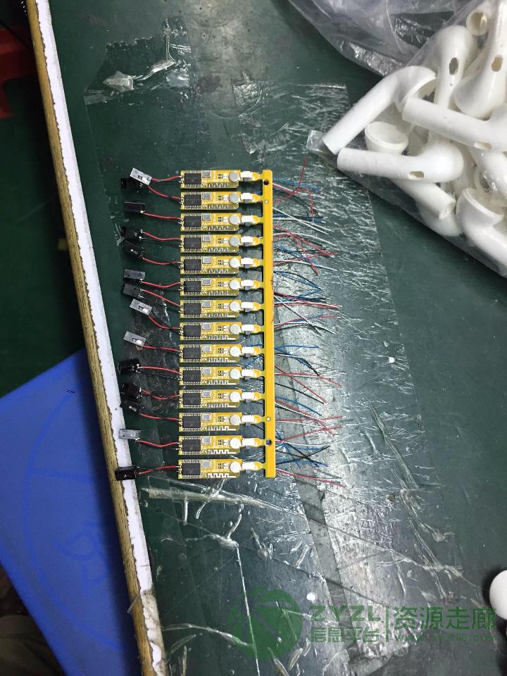 承接了插件后焊组装包装来料加I