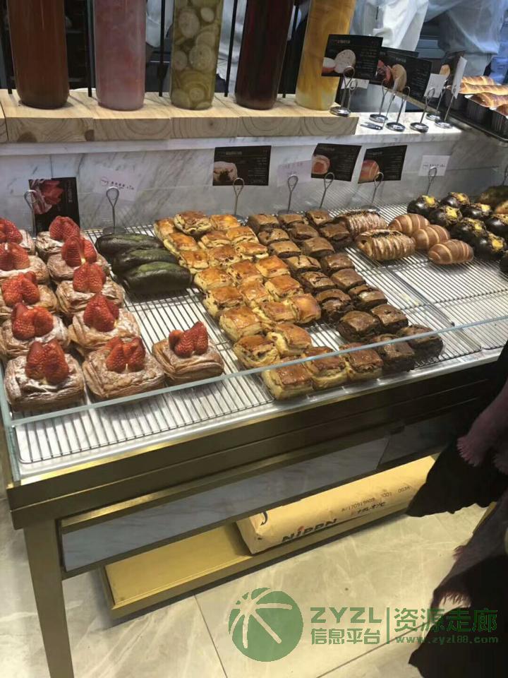 展柜，中岛，边岛，收银台，前台