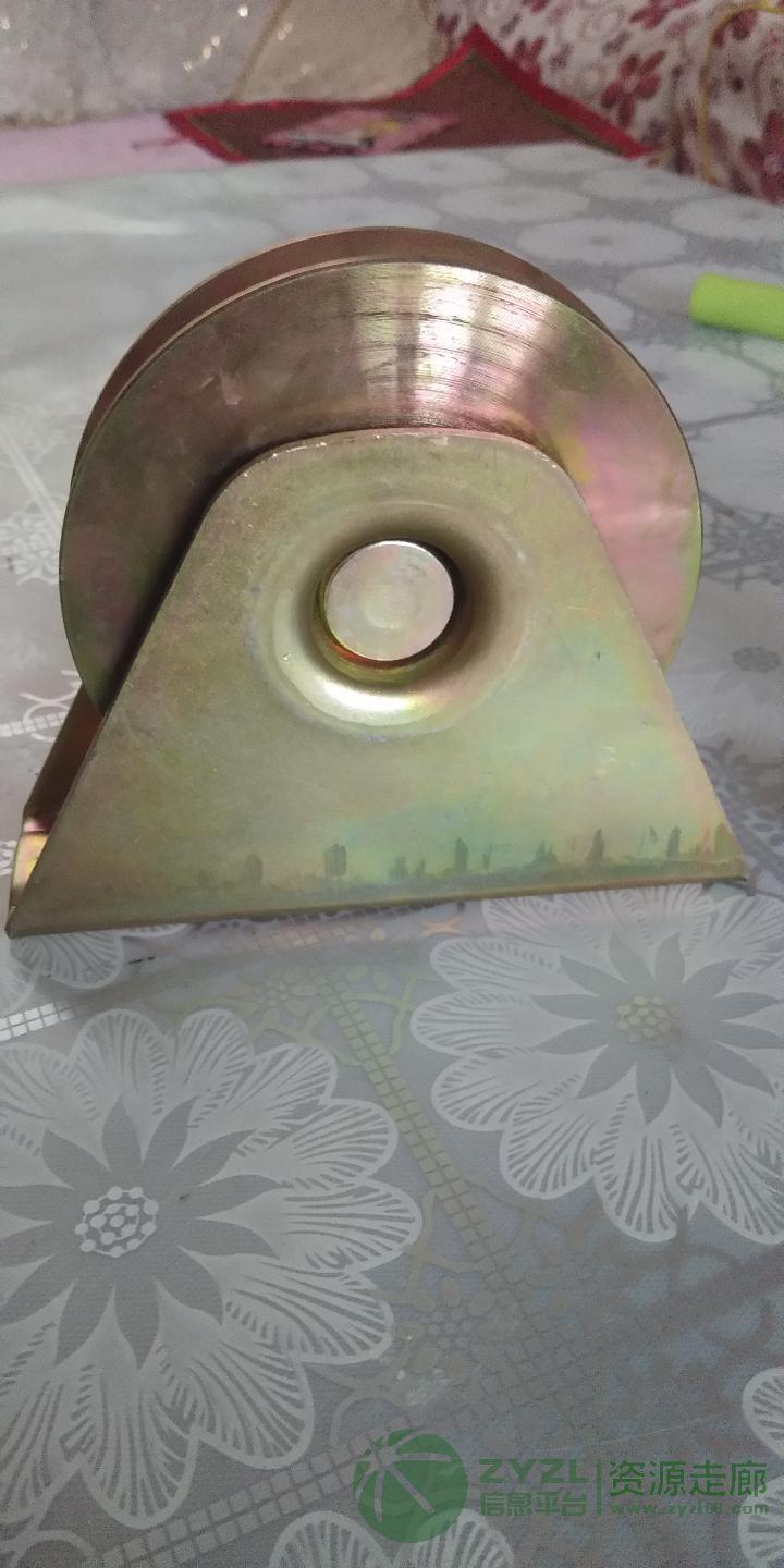 各种滑轮，轴承，轴套，轴法兰盘