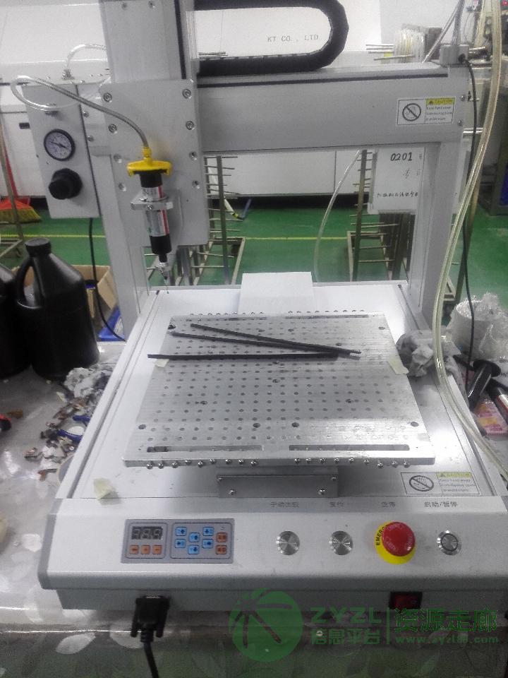 自动螺丝机、点胶机、焊接机出售